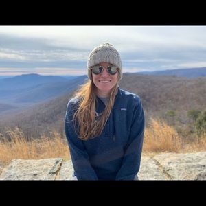 Meet your Posher, Hannah